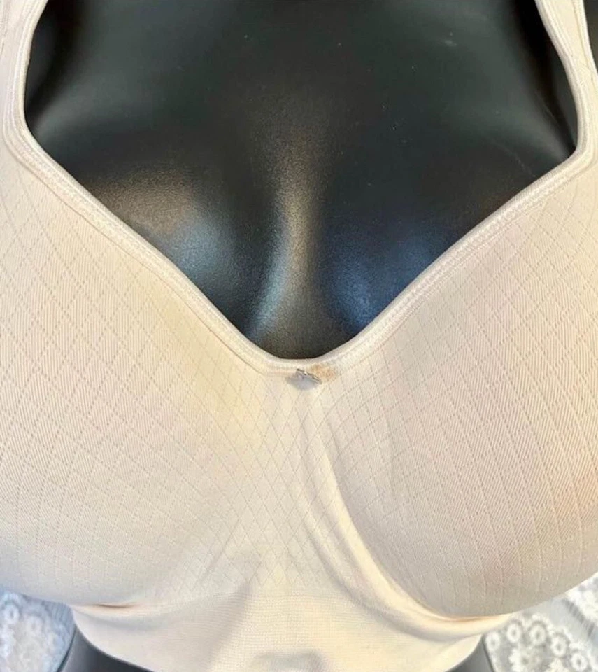 NWT Breezies Ivory, Underwire, Comfort Straps Bra 34C - Image 2 of 4
