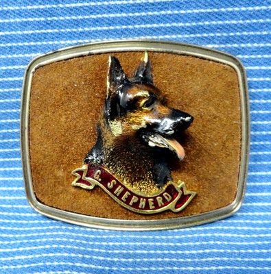 German Shepherd Dog Belt Buckle Pup Pet Buddy Guard Vtg 1979 Raintree  .BMW501