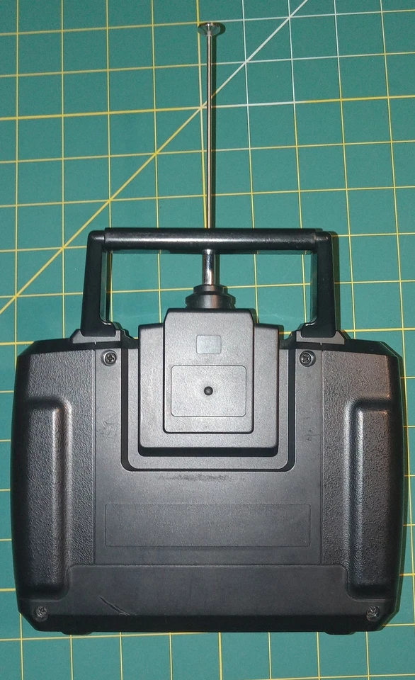 FUTABA T2DR 27MHZ 2CH TRANSMITTER AND R132JE 27 AM RECEIVER #07 RX, TX. TESTED - Image 2 of 4