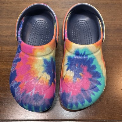 Crocs Bistro Graphic Clogs Size M6 W8 Tie Dye Slip Resistant Work Shoes