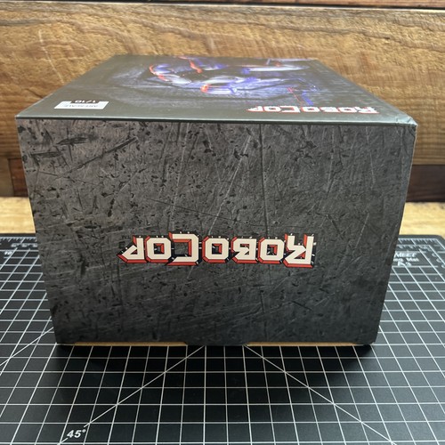 Iron Studios Robocop 1/10 Art Scale SEALED Statue Limited Edition Collectible - Picture 6 of 12