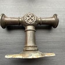 Antiker Fenstergriff T-Griff mit Rosette/Montageplatte, Metall ( 10 St vorh.)