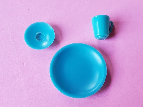 Vintage BARBIE SKIPPER AQUA CUP PLATE & SAUCER...TEA PARTY & SET N SERVE  1960's