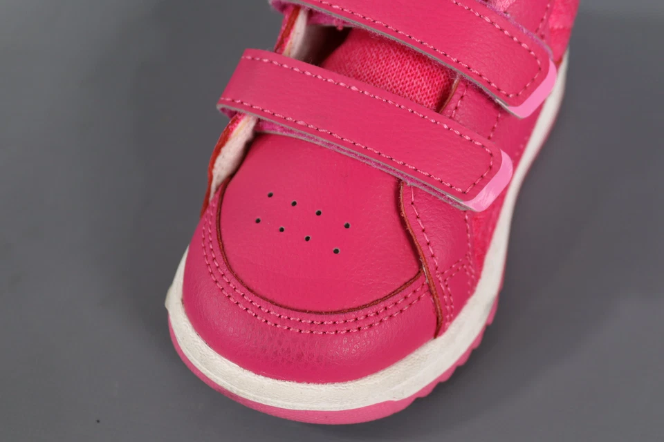 Zapatillas informales Reebok con cierre bajo Weebok para niñas pequeñas talla 5 Foto 2 de 4