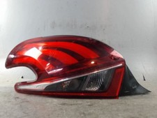 Feu arrière Peugeot 208