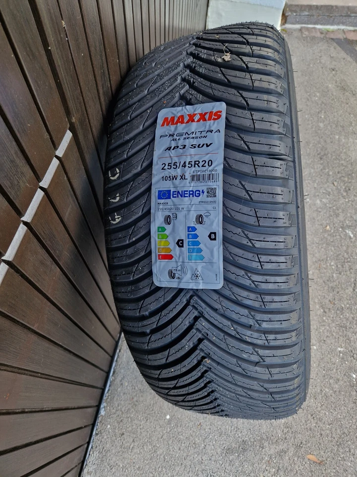 Allwetterreifen 255/45 r20 mit Leichtmetal-Felgen  Mercedes GLC ,  - Bild 3 von 4