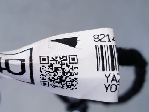 TOYOTA C-HR DESINE 2020-2023 SAT NAV MULTIMEDIA KABELWEBSTUHL 82142F4040 - Bild 2 von 15