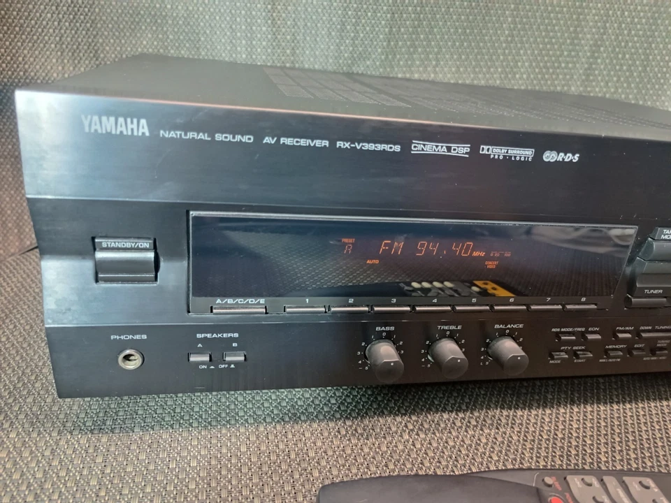 Yamaha RX-V393RDS Natural Sound AV Receiver Verstärker Cinema DSP Dolby Surround - Bild 2 von 4