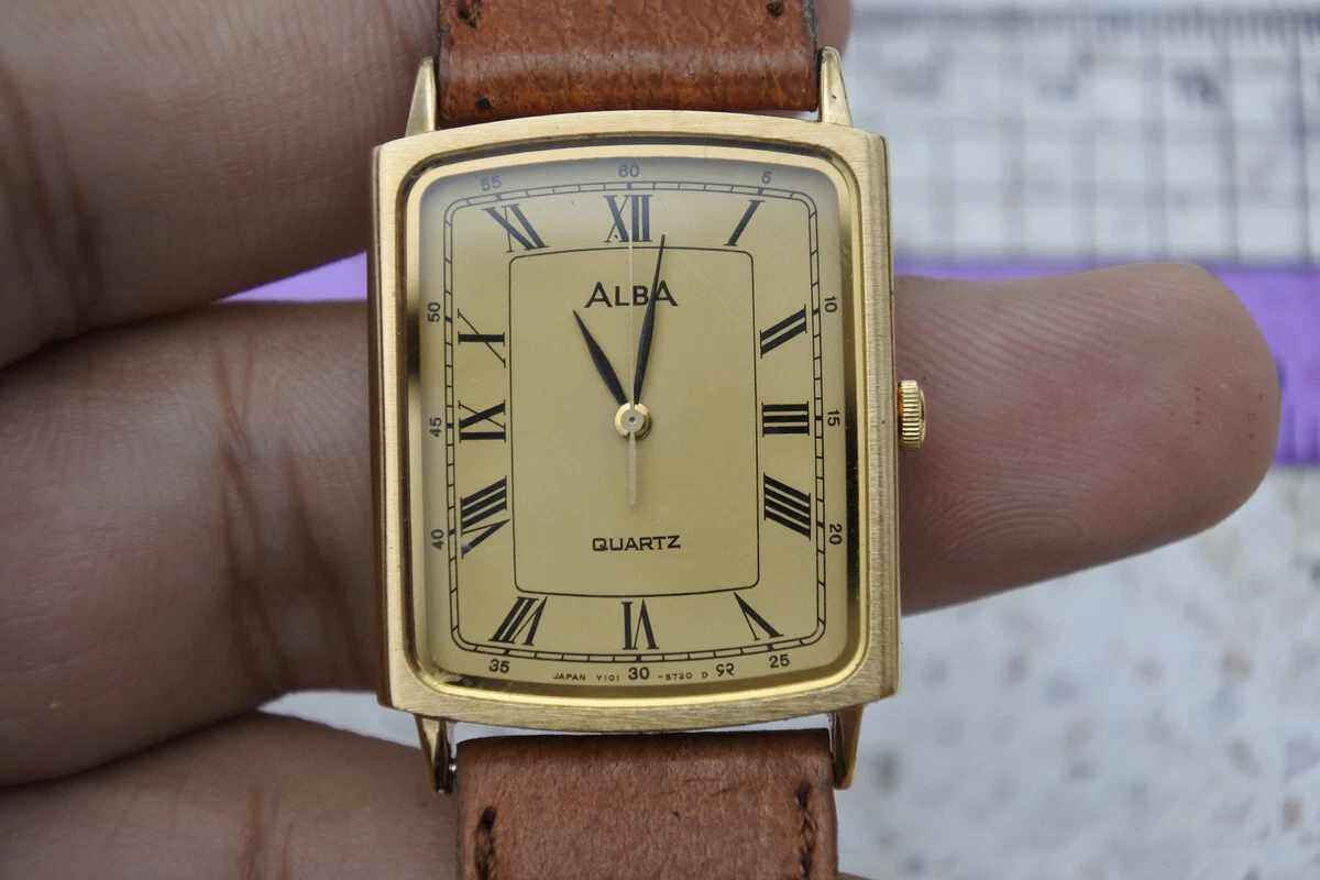 Vintage Alba Y101 5470 Roman Numeric Dial Men Quartz Watch Square