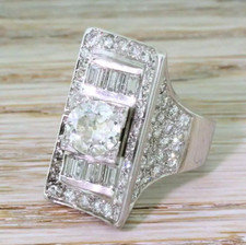 Art Deco 2.75 Carat Old Cut  Baguette Cut Cubic Zirconia Unique Design Ring