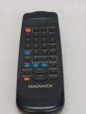 Magnavox SUM-3 IECR6 TV  VCR OEM Remote Control . R3 