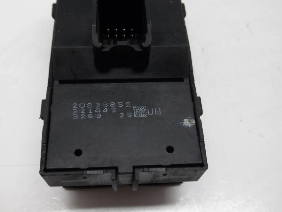 11-14 INTERRUPTOR VENTANA PRINCIPAL CONDUCTOR IZQUIERDO CHEVROLET CRUZE VOLT MALIBU VERANO TM201 Foto 2 de 3