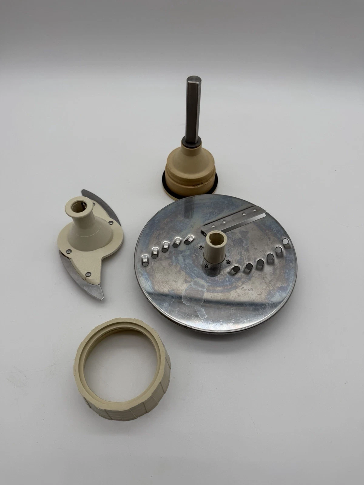 VINTAGE GE General Electric Food Processor D5FP1 PARTS Blades Chopping Disk LOT