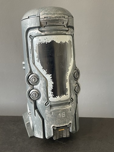 Modellino Halo 4 Cryonic Master Chief 5,5" con Cryotube Cryo Pod Mcfarlane - Foto 5 di 10