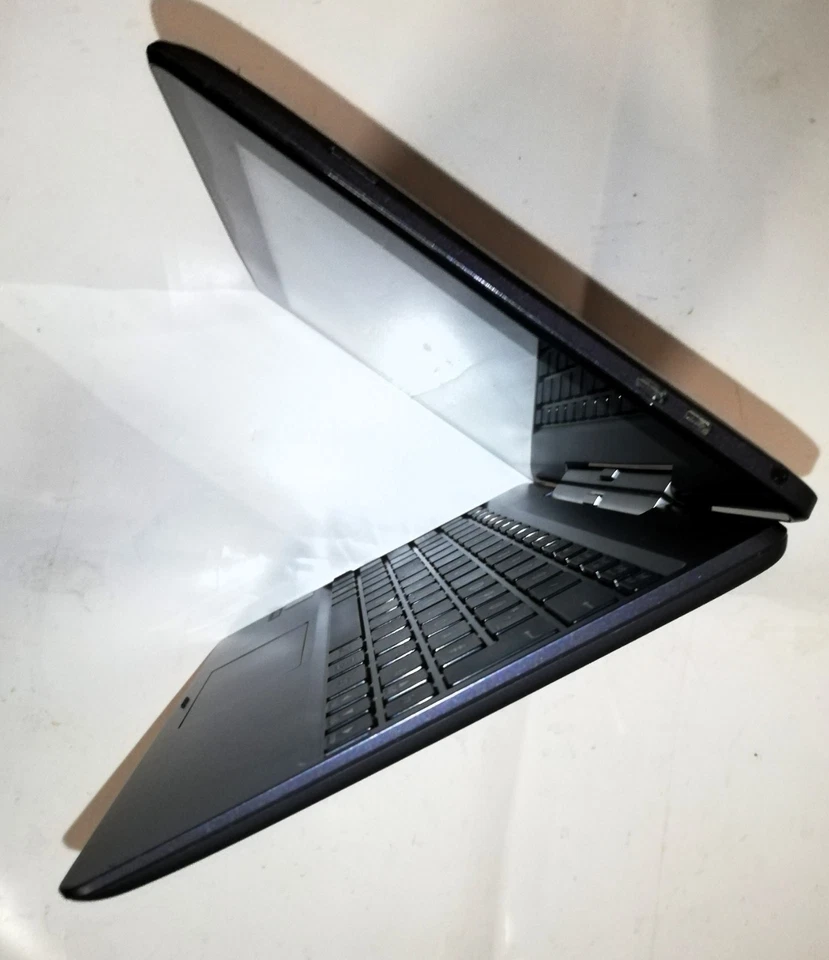 Asus Transformer Book T100TA-DK002H ,RAM 2GB, intel Atom Z3740 - Bild 4 von 4