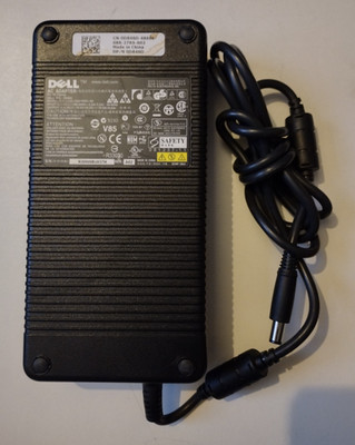 Original DELL 210W DA210PE1-00 19,5V 10,8A 7,4mm Spitze Netzteil UK STECKER und Kabel