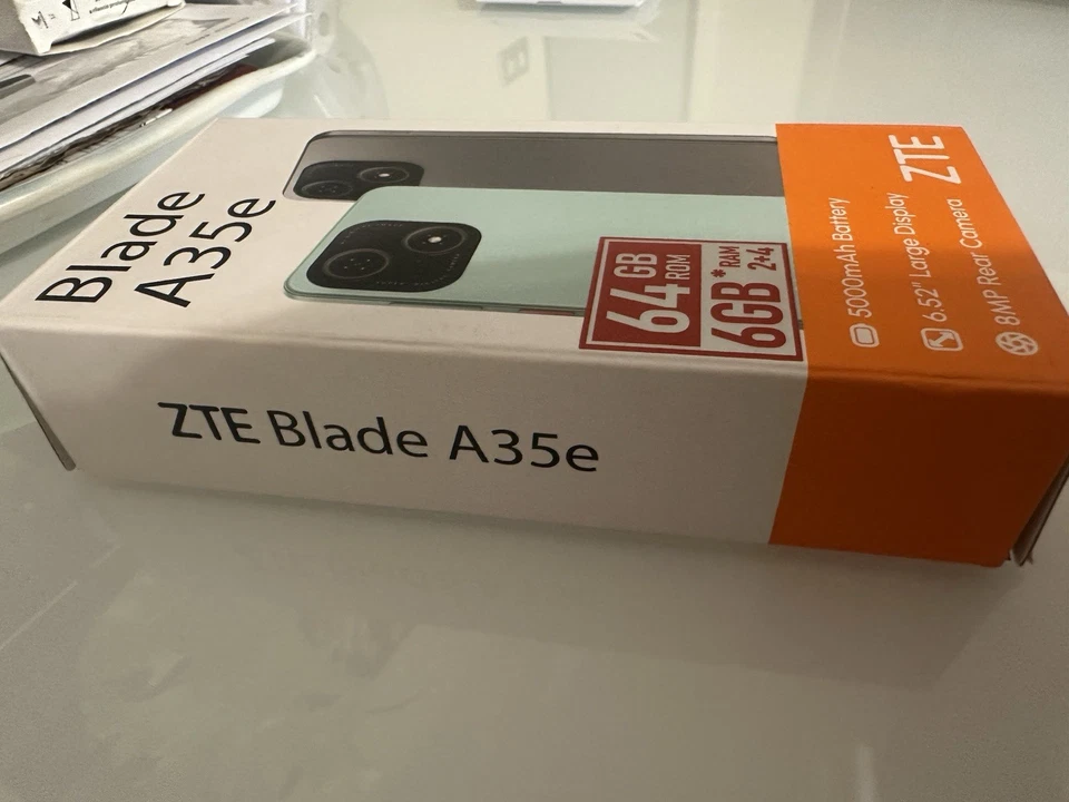 ZTE Blade A35e 6+64GB 6.52"Silver Gray ITA+ Cuffie Bluetooth come Accessorio - Immagine 3 di 4