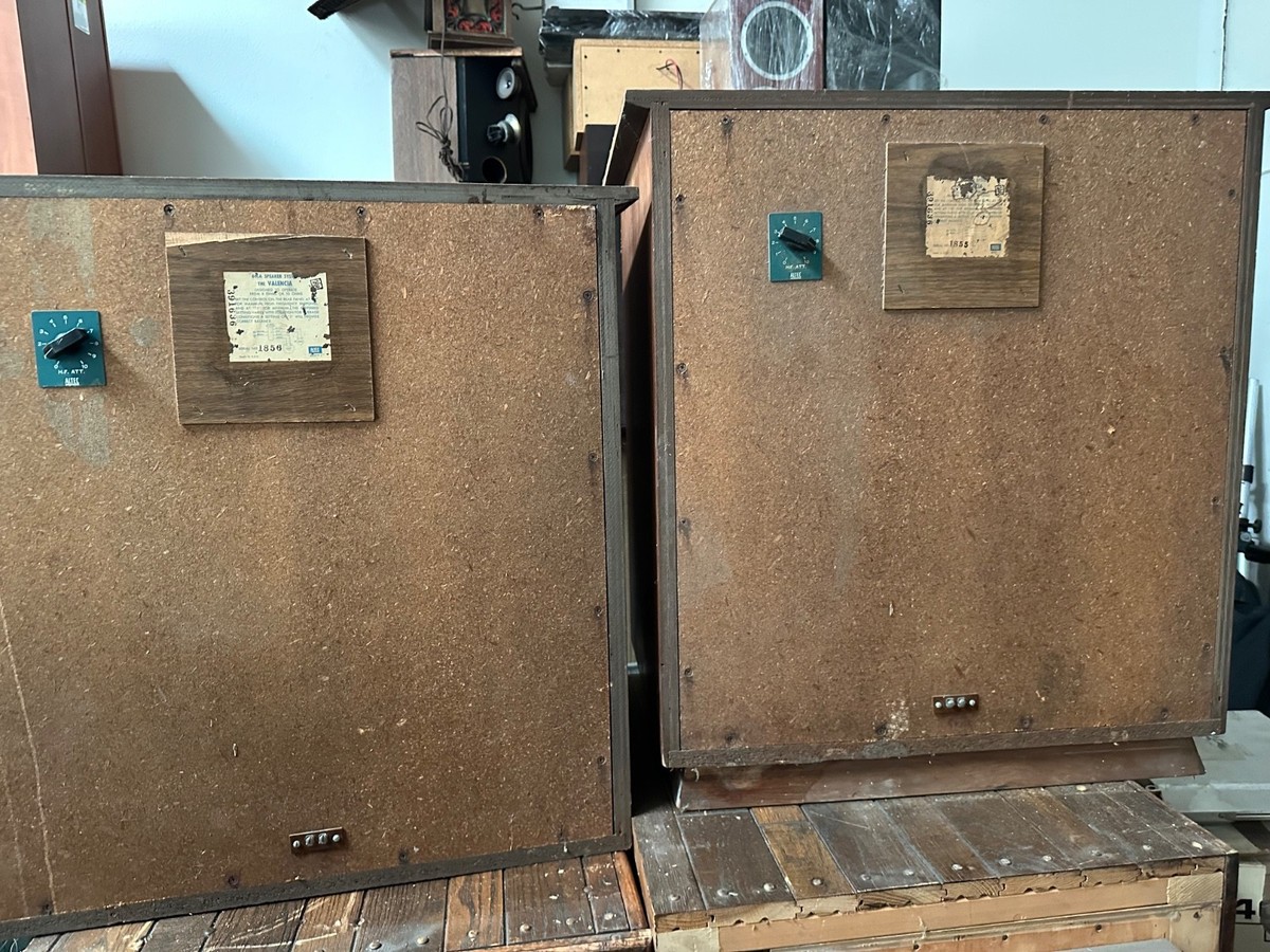 Altec Lansing Iconic Valencia 846A Speaker Pair - Shipping