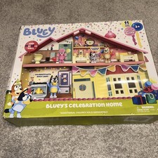 Bluey's Celebration Home Playset -10 Play Pieces  1 Bluey Figure