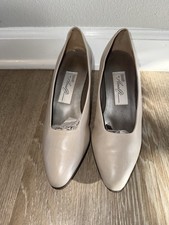Vintage Magik by Amalfi Leather Pointed Toe Pumps Made in Italy Size 6B