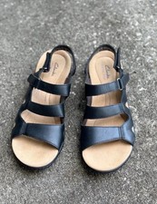 Clarks Women's Laurieann Style Flat Sandal