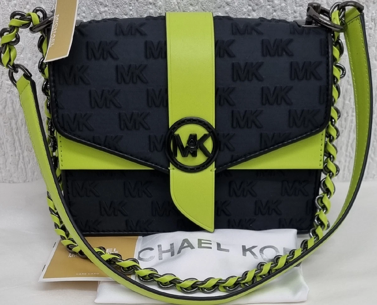 LAST DAY SALE Michael Kors London Tote & Keychain | Boutique set, Womens  tote bags, Michael kors bag