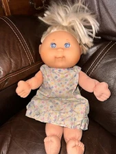 Cabbage Patch Kids Baby Blue Eyed Blond Hair Mattel 1995