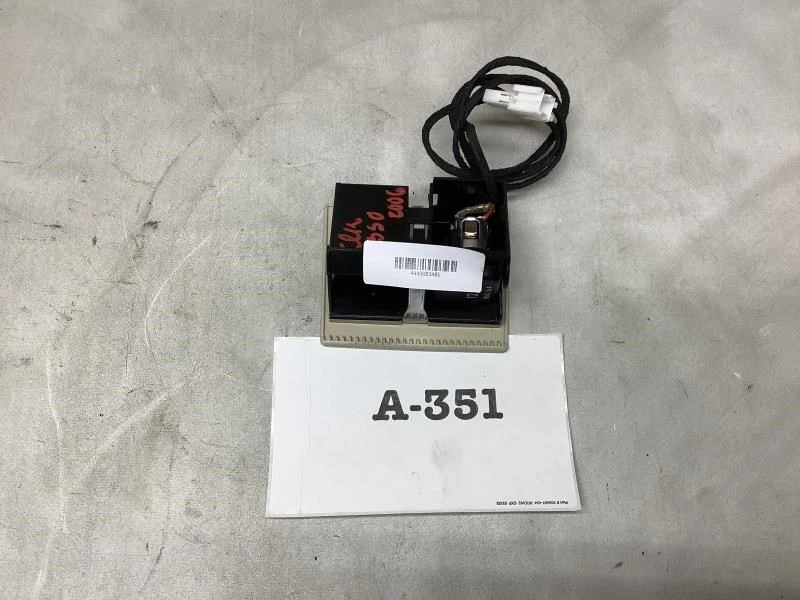 2006 MERCEDES BENZ CLK350 PAINEL DE TOMADA DE ENERGIA PAINEL FABRICANTE DE EQUIPAMENTO ORIGINAL+ - Imagem 4 de 4