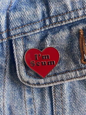  I m Scum  Funny Silver Plated Heart Enamel Pin - Punk/Grunge - Excel Condition