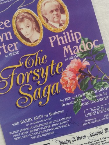 Arnaud Theatre Flyer The Forsyte Saga- Original Autographed By Nyree Dawn Porter - Picture 4 of 6
