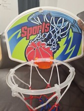 Drill in mini basketball hoop w/ Mini Basketball