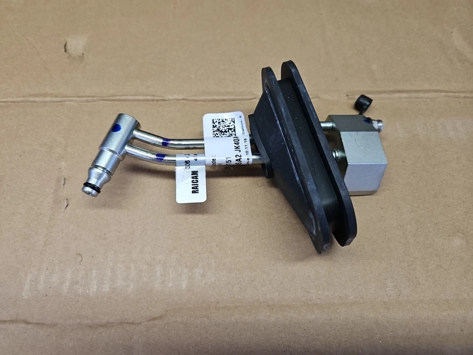 Conjunto de tubo esclavo concéntrico Nissan 370z Infiniti G37 6MT 09-19 306A2-JK40A Foto 2 de 4