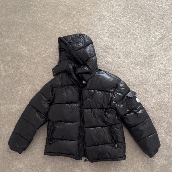Moncler Men’s Black Hooded Quilted Logo Puffer Jacket Zip Polyester L