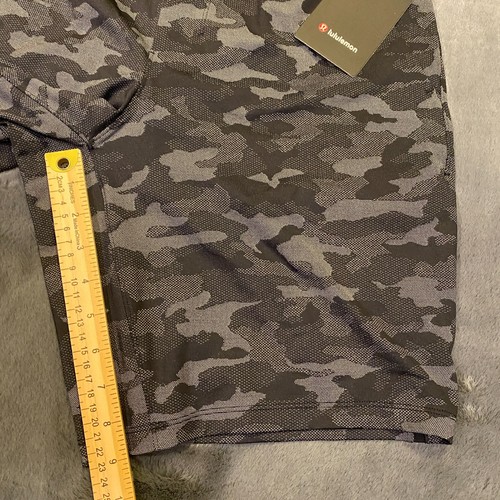 NEW NWT Lululemon Pace Breaker 9" Lined Men's Small Black Camo - Picture 10 of 14
