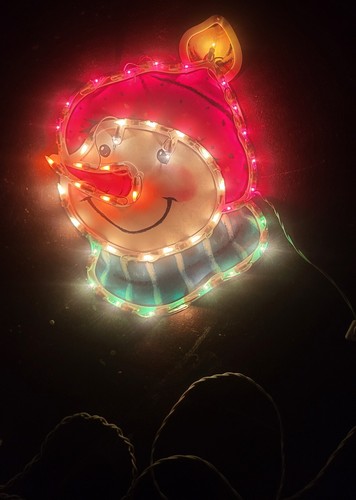 Vintage Lighted Christmas Wreath, Lighted Christmas Tree or Lighted Snowman - Picture 5 of 8