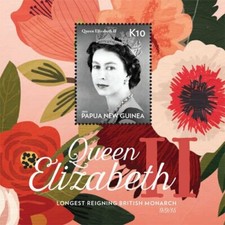 2015 Papua New Guinea - Queen Elizabeth II Longest Reign Miniature Sheet - MNH