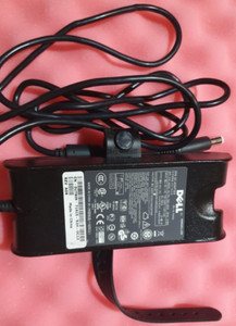 Original Dell 90W laptop charger power adapter LA90PS0-00 PA-1900-02D2