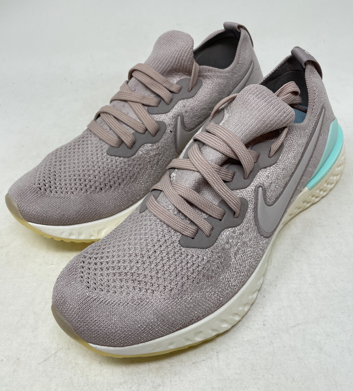nike epic react moon particle