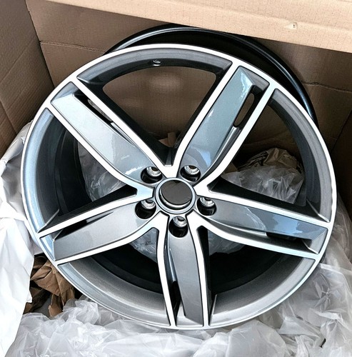 Audi A3, 8V, S-line Alufelge 19 zoll, 8x19 ET 49, original & neu, Preis VB