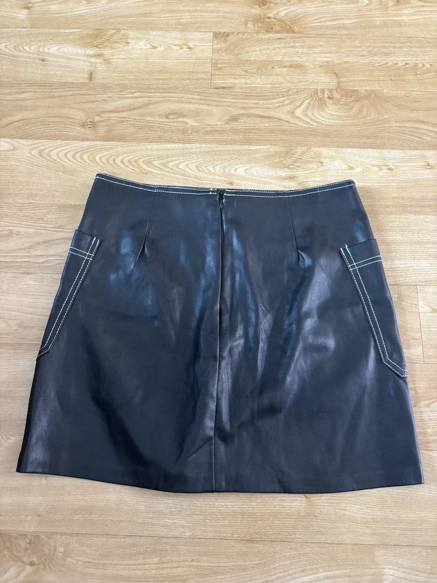 Minifalda Bershka para mujer imitación cuero negra talla S PH2