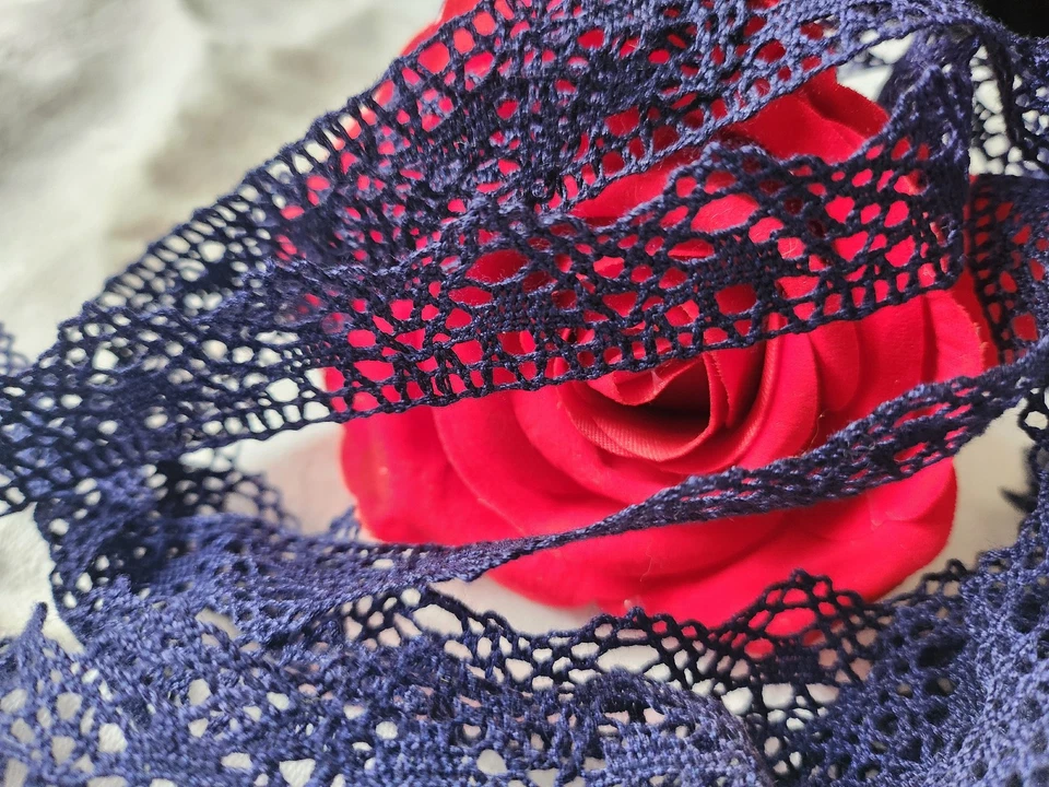 Dentelle vintage bleu foncé coton  3 métres sur 2 cm A5 - Photo 3/4