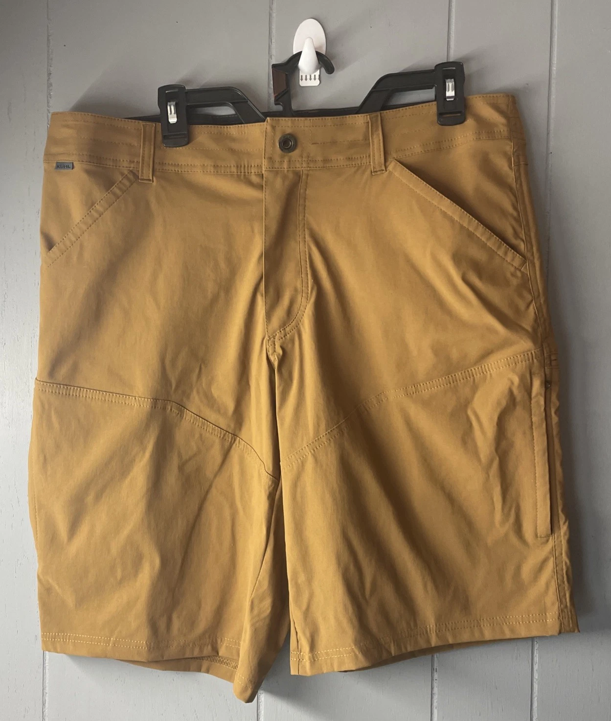 Kuhl Men's Brown RN#108846 Style 5121 Outdoor Hiking Cargo Shorts - Nice Condit!
Opens in a new wind