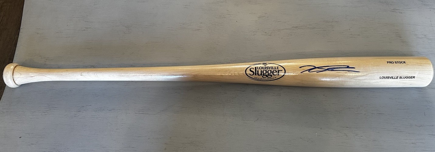 Kyle Schwarber Louisville Slugger Game Model Signed Baseball Bat JSA COA