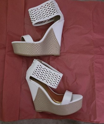 2b Bebe Colorblock Wedges