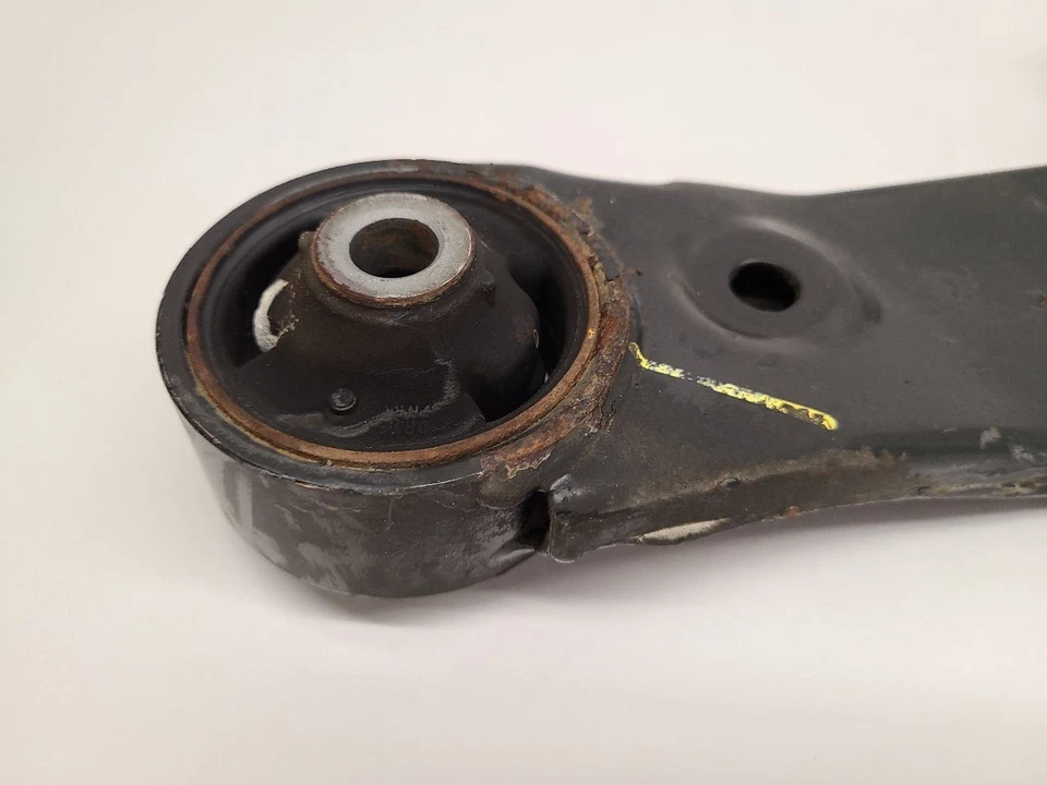 Brazo de control inferior derecho pasajero HYUNDAI TUCSON 14-15 delantero derecho Foto 4 de 4