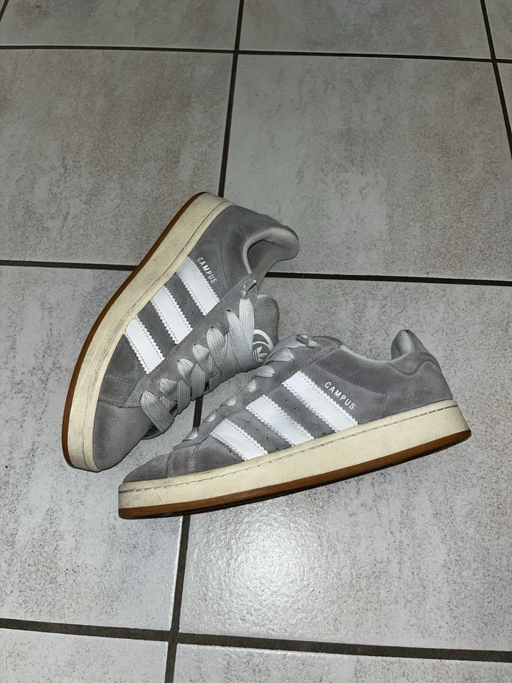 Adidas Campus Stoff Sneaker in grau Größe 42  Vintage Design sehr guter Zustand, Foto 2 von 5