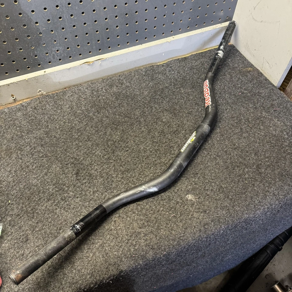 97-99 Honda CR250r PROTAPER HANDLEBARS BARS STEERING CONTROL 1 1/8" FATBAR - Image 2 of 4