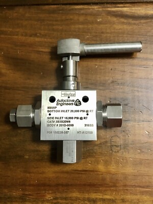Autoclave Engineers Cat. #: 3B3S20M6.  3-Way Medium Pressure Valve  - Parker