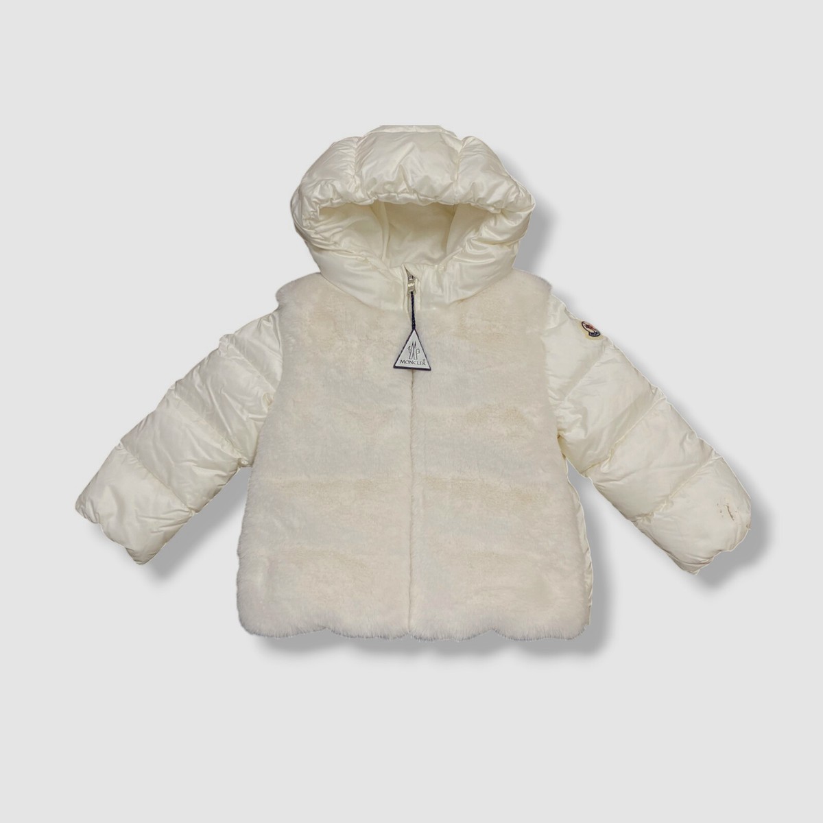 MONCLER ホワイト ダウンコート　12/18month MONCLER ホワイト ダウンコート 12/18month ベビー女の子｜商品