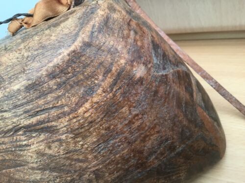 Large handcrafted primitive tribal vintage wooden cow bell/cowbell - Picture 6 of 14